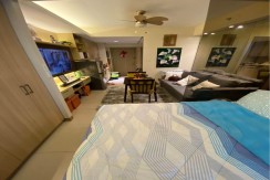 Fully Furnished 1 Bedroom w/ Balcony at Breeze Residences