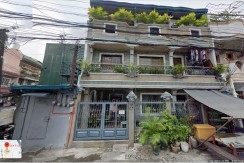 For Sale! 3-Story Home with Spacious Rooms in Bangkal, Makati